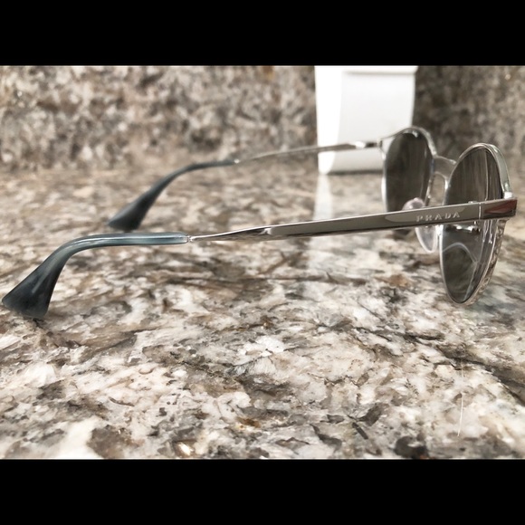 NWOT PRADA Sunglasses - Picture 4 of 7